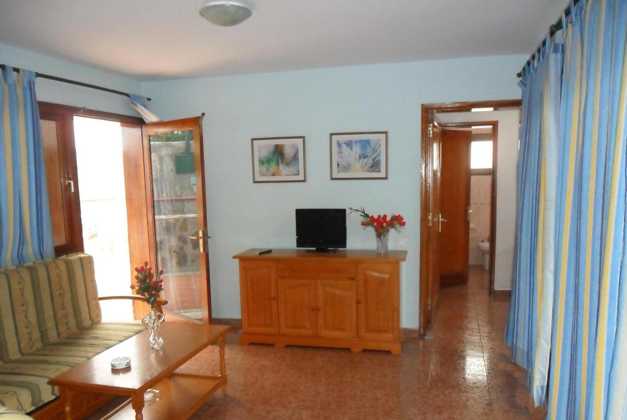 Apartamentos Cumana II Puerto Rico  Eksteriør billede